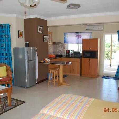 Residence Les Peupliers - Evelyne